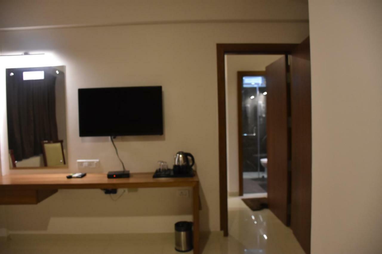 Heritage Inn Mysore Ngoại thất bức ảnh