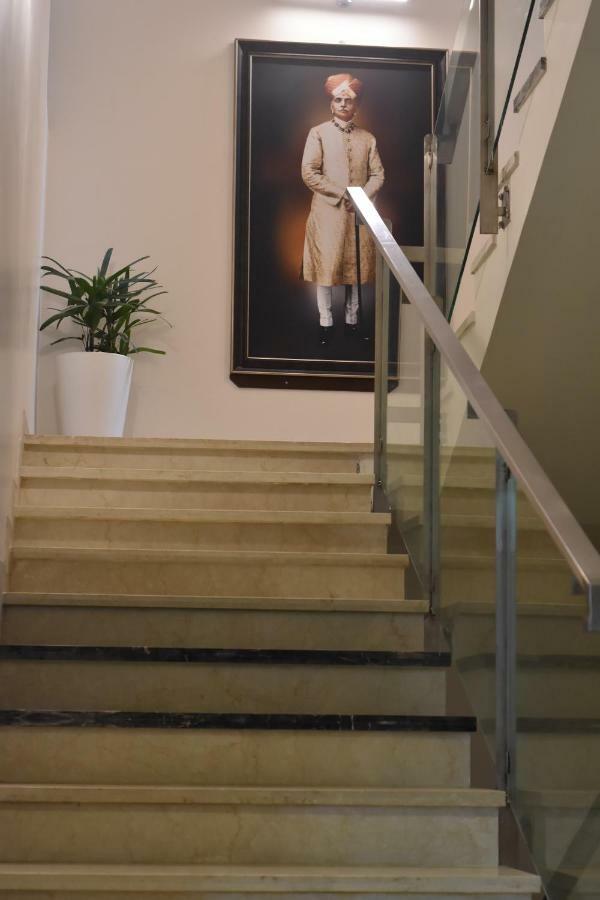 Heritage Inn Mysore Ngoại thất bức ảnh