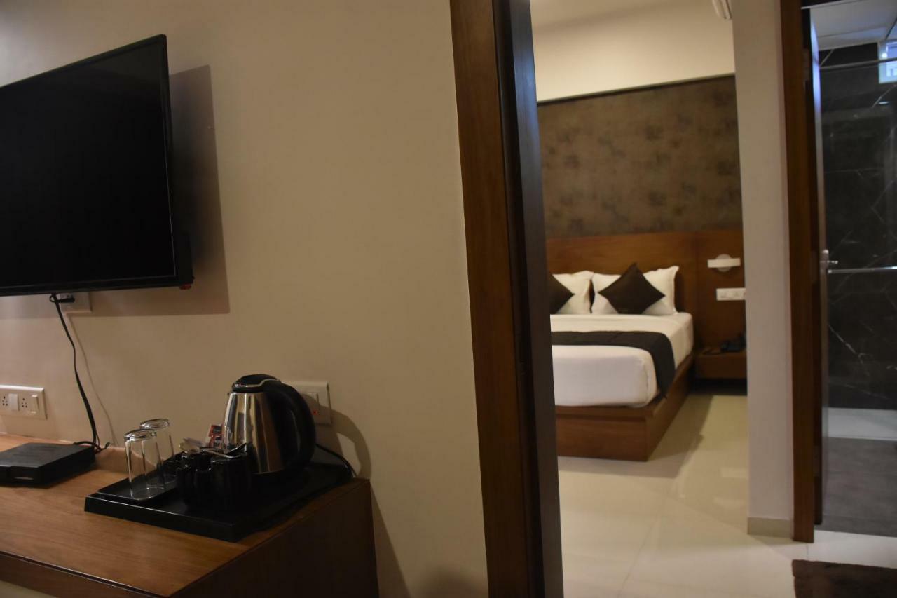 Heritage Inn Mysore Ngoại thất bức ảnh